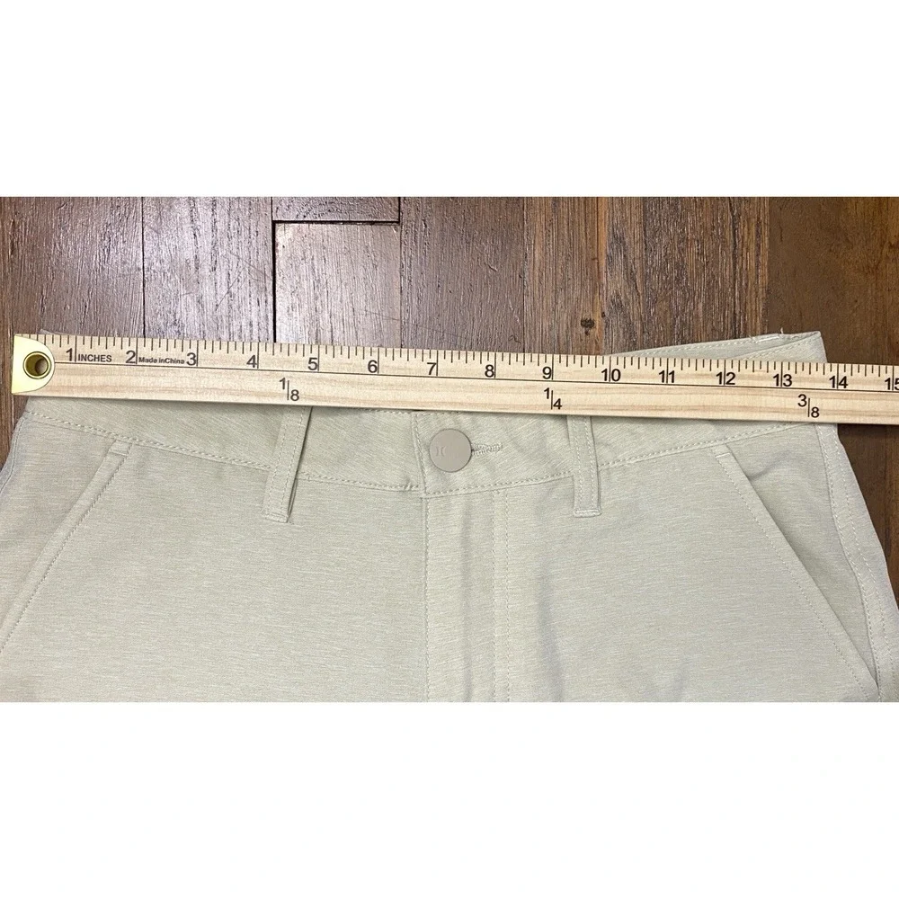Hurley Hybrid Performance Shorts Sz 28 Khaki Quick Dry Walking Beach Resort Wear